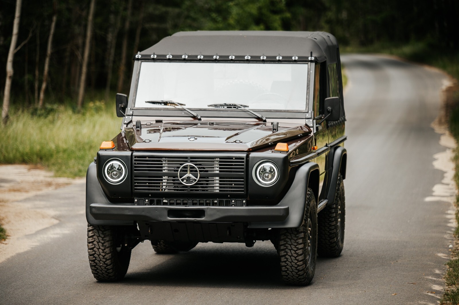 Mercedes-Benz-G-Class-1985-SUV-1
