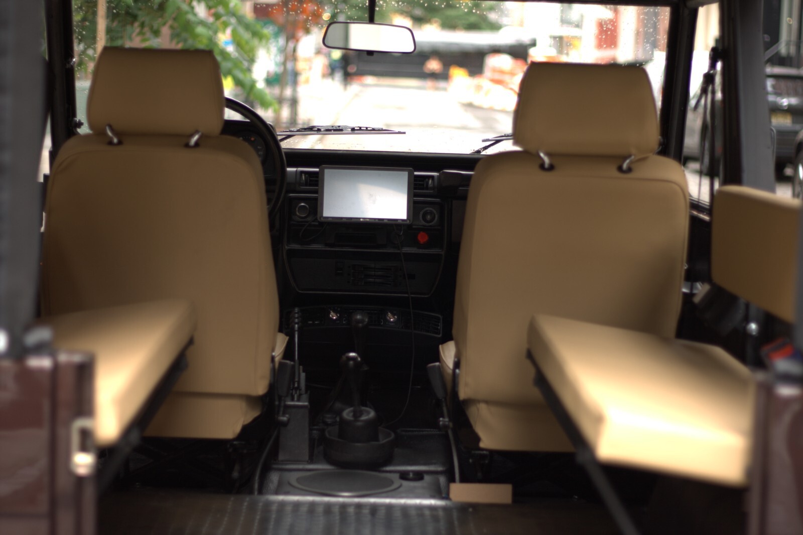 Mercedes-Benz-G-Class-1985-SUV-13
