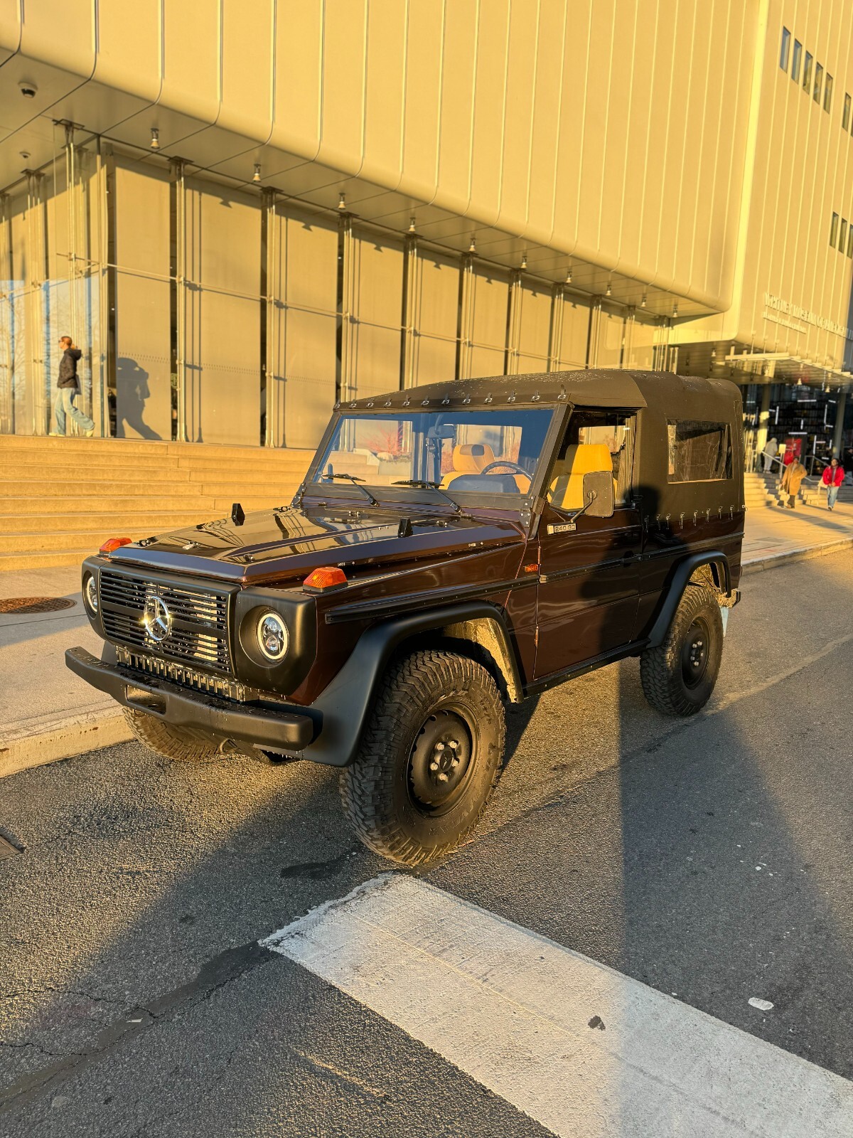 Mercedes-Benz-G-Class-1985-SUV-30