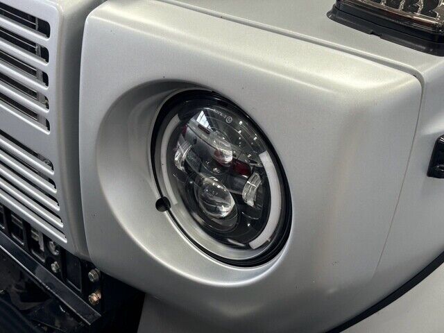 Mercedes-Benz-G-Class-1988-35