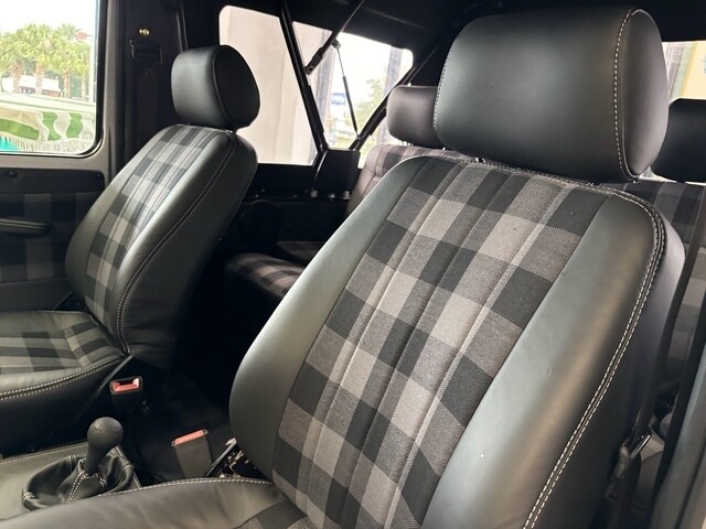 Mercedes-Benz-G-Class-1988-7