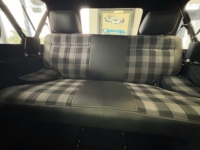 Mercedes-Benz-G-Class-1988-8