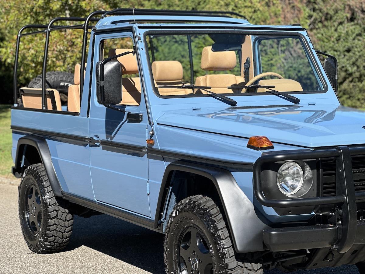 Mercedes-Benz-G-Class-1990-Convertible-24
