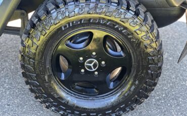 Mercedes-Benz-G-Class-1990-Convertible-30