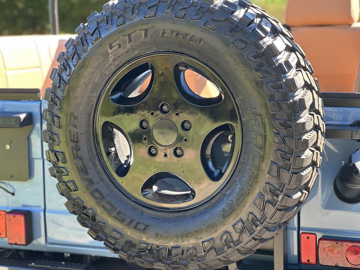 Mercedes-Benz-G-Class-1990-Convertible-31