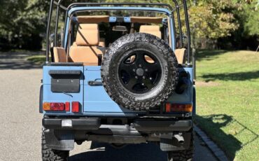 Mercedes-Benz-G-Class-1990-Convertible-36