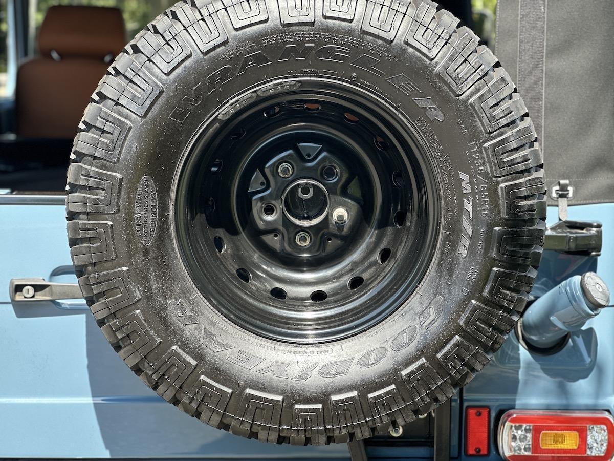 Mercedes-Benz-G-Class-1993-Convertible-25