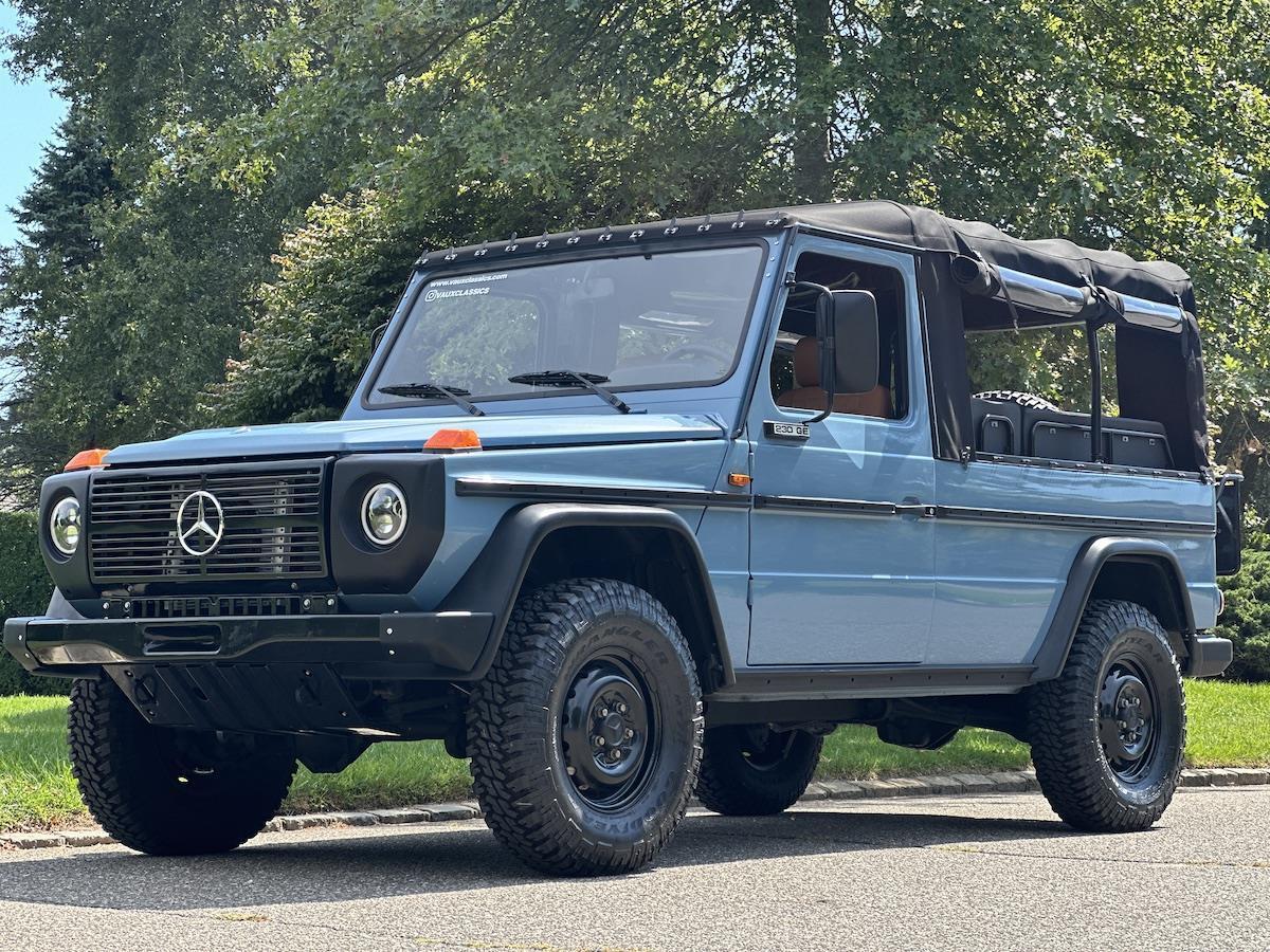 Mercedes-Benz-G-Class-1993-Convertible-36