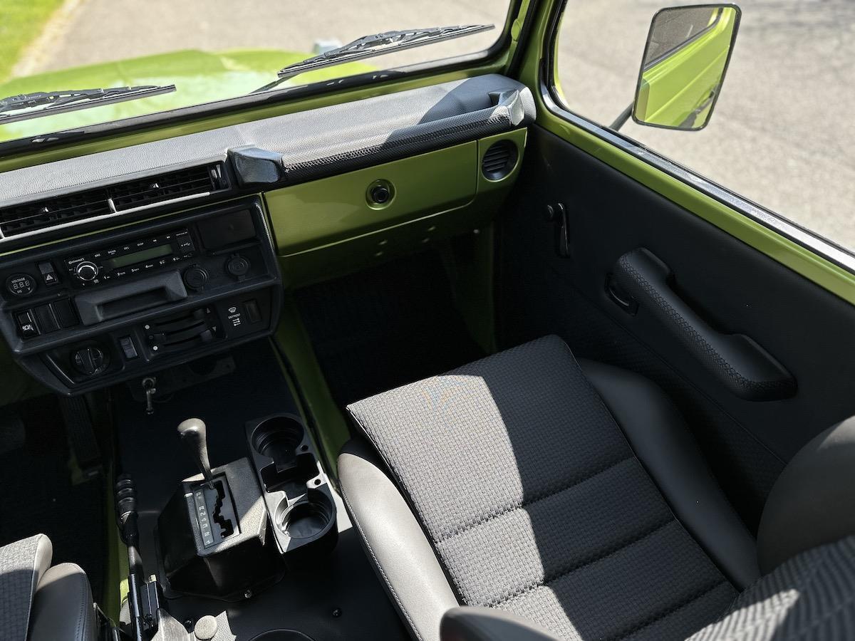 Mercedes-Benz-G-Class-1994-Convertible-38