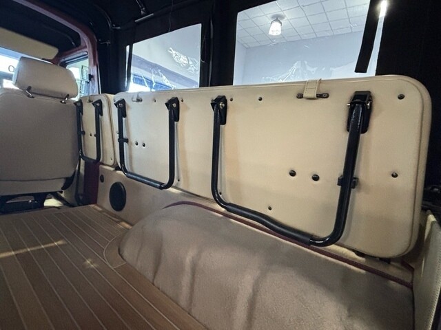 Mercedes-Benz-G-Class-1995-11