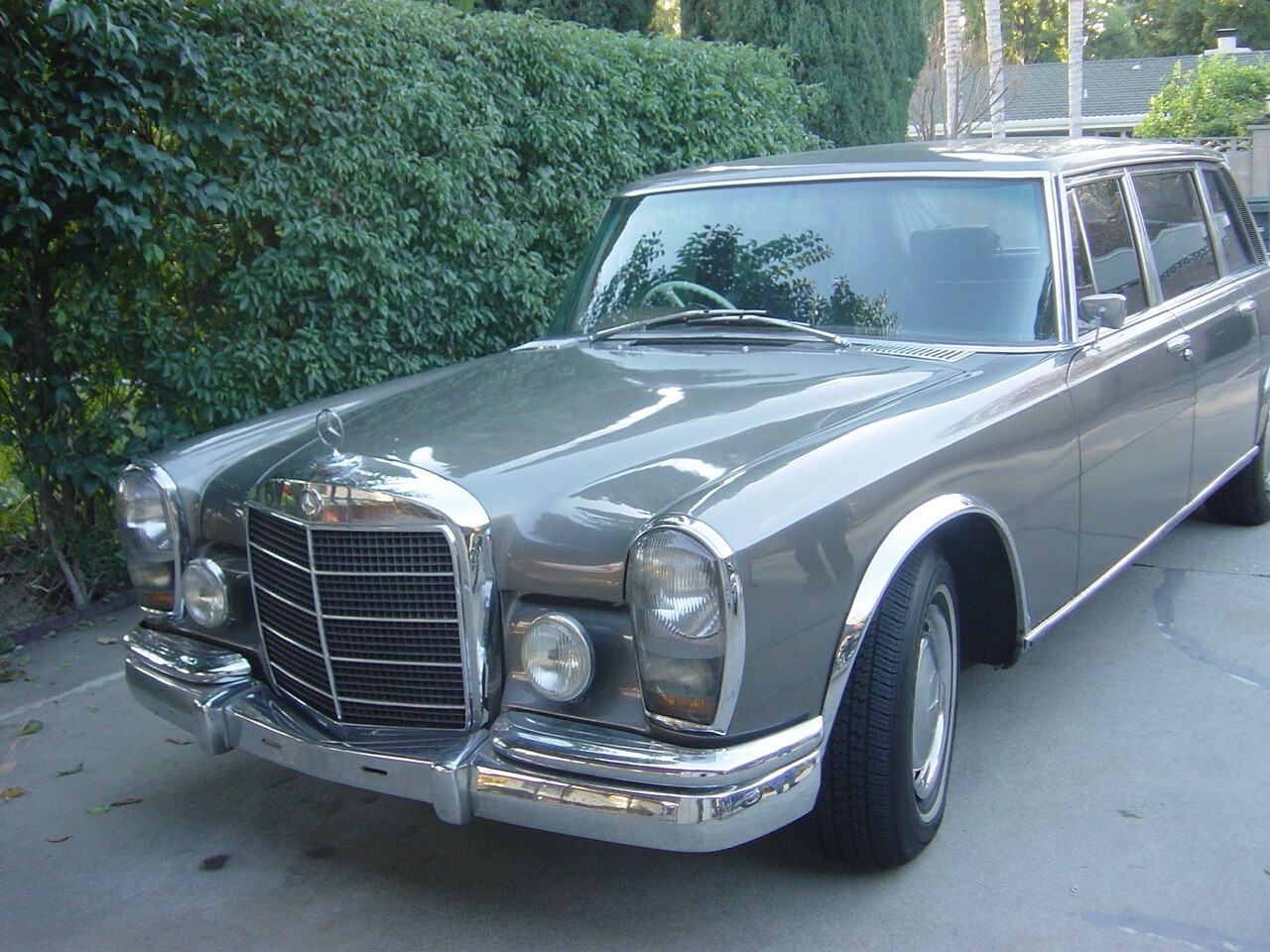 Mercedes-Benz-Mercedes-Benz-SW-100-1966-Sedan-2