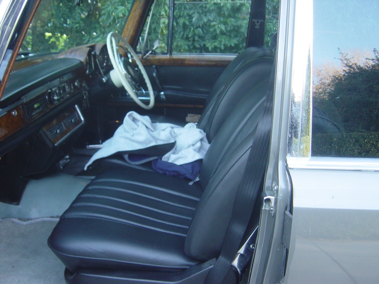 Mercedes-Benz-Mercedes-Benz-SW-100-1966-Sedan-21