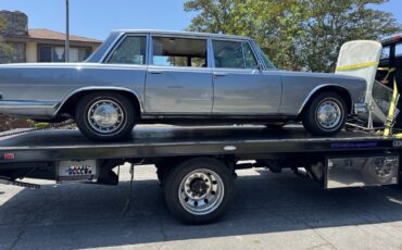 Mercedes-Benz-Mercedes-Benz-SW-100-1966-Sedan-24