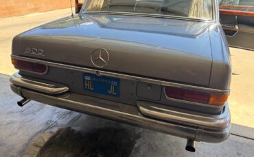 Mercedes-Benz-Mercedes-Benz-SW-100-1966-Sedan-9