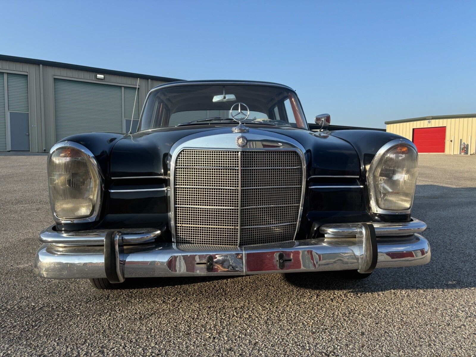 Mercedes-Benz-Other-1960-Sedan-1