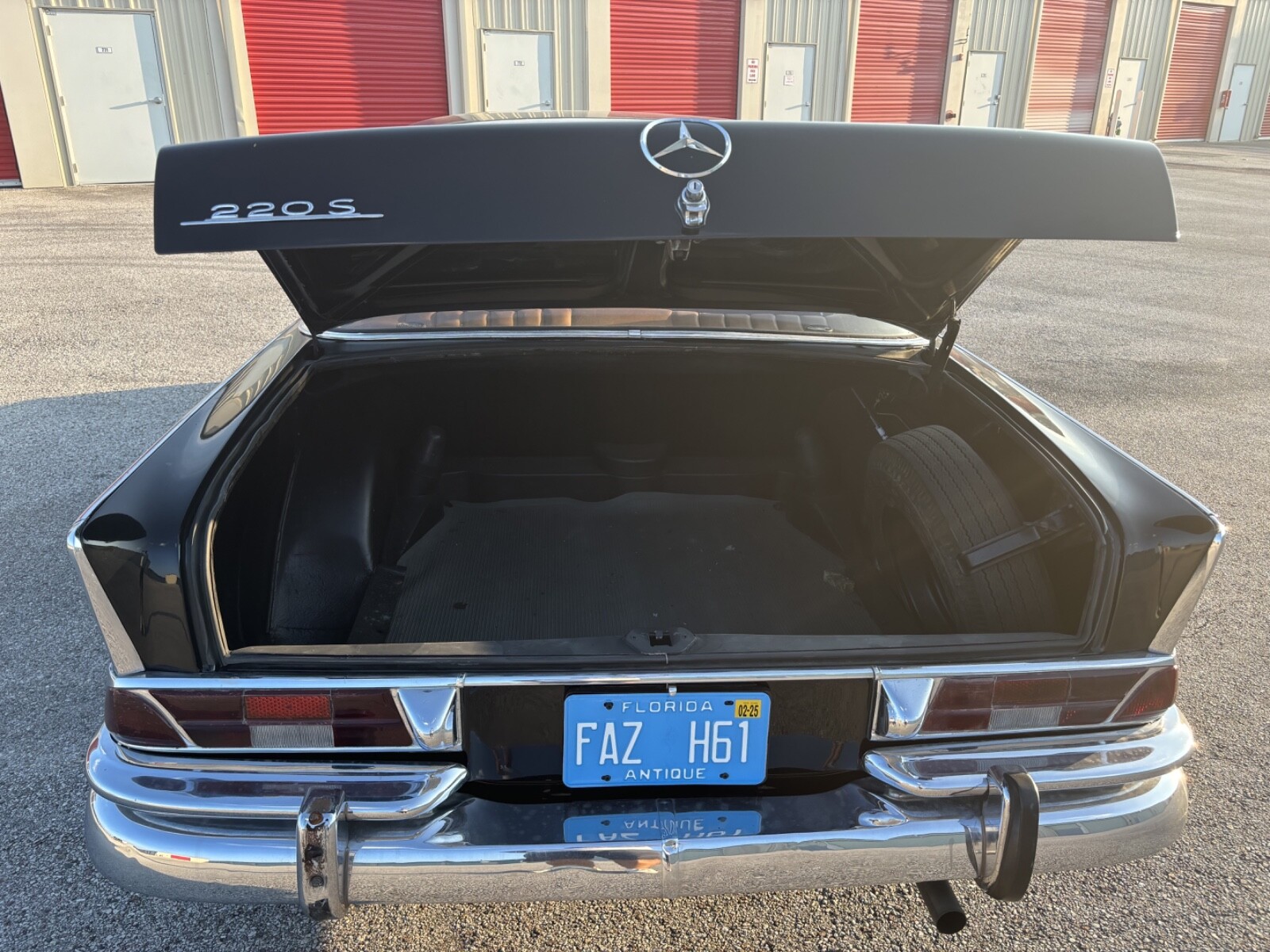 Mercedes-Benz-Other-1960-Sedan-17