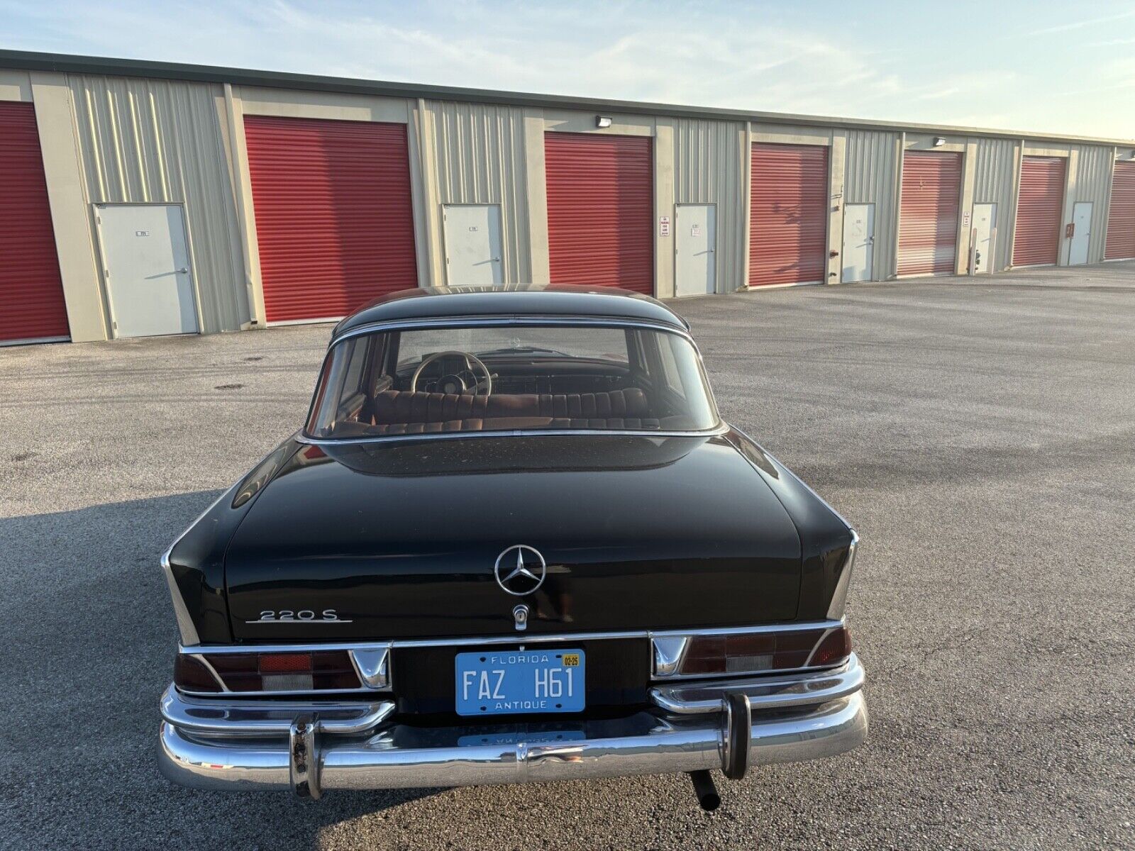 Mercedes-Benz-Other-1960-Sedan-8