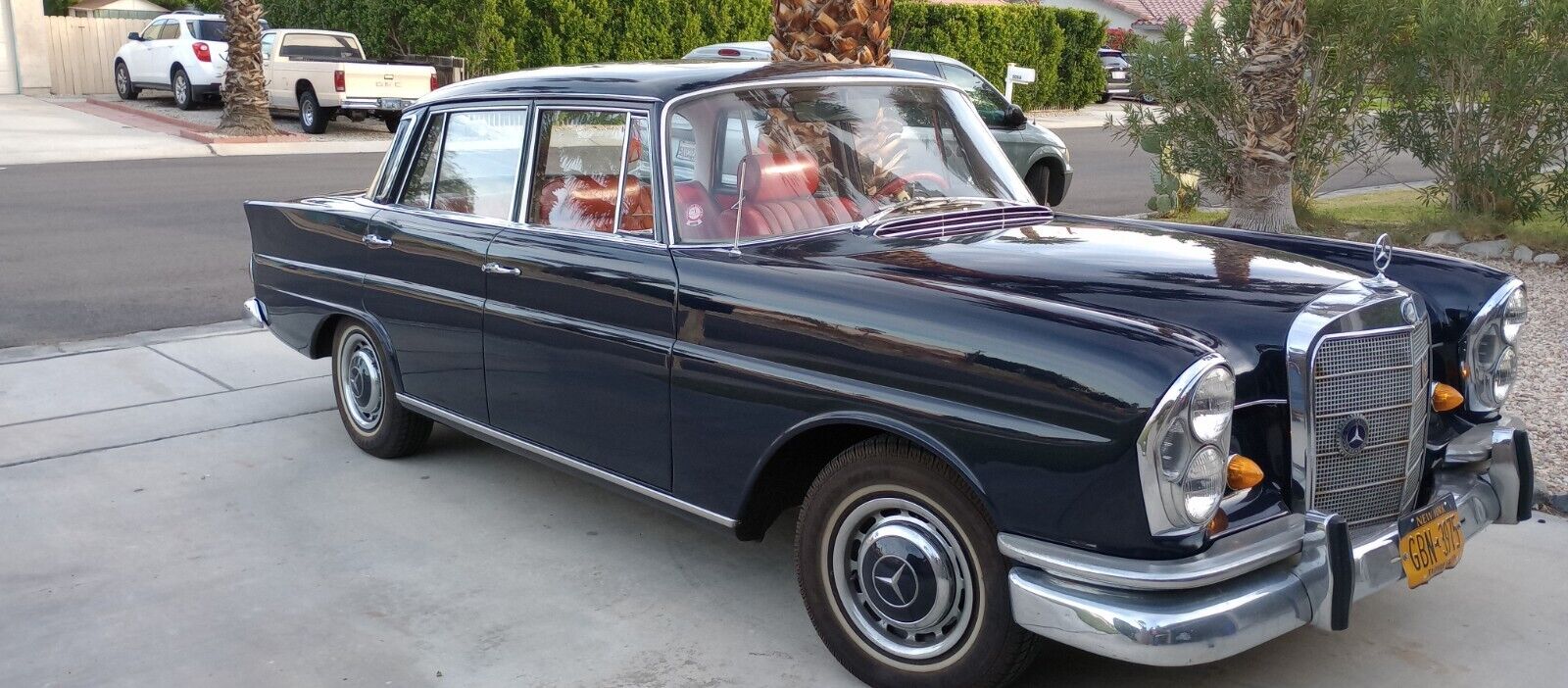 Mercedes-Benz-Other-1965-Sedan-1