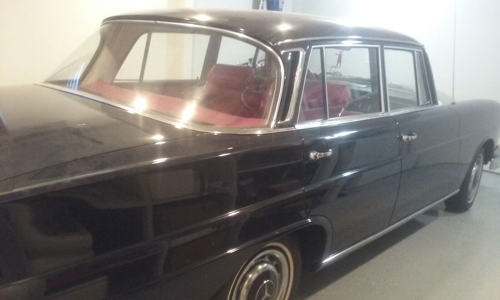 Mercedes-Benz-Other-1965-Sedan-10
