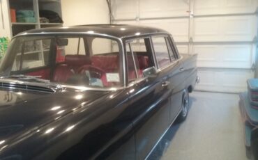 Mercedes-Benz-Other-1965-Sedan-7