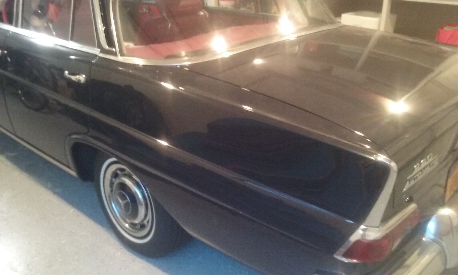 Mercedes-Benz-Other-1965-Sedan-8