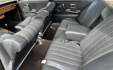 Mercedes-Benz-Other-1967-Sedan-10