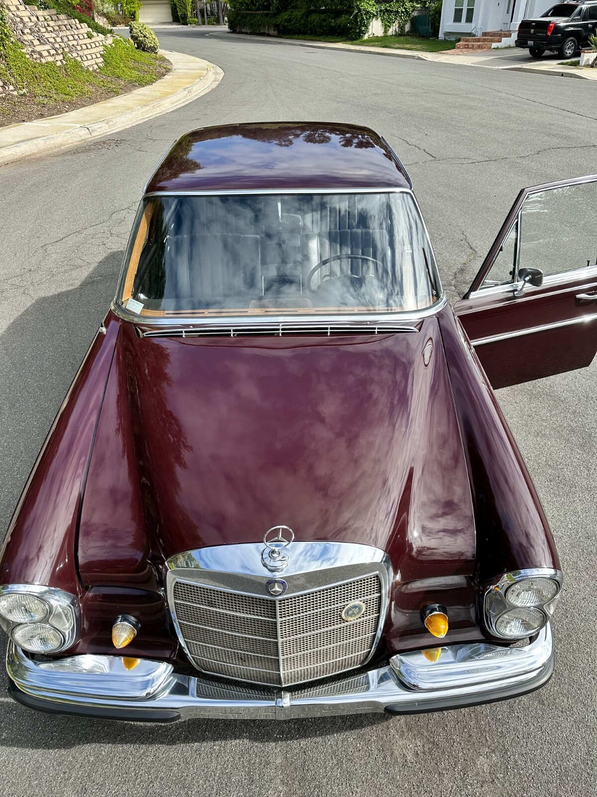 Mercedes-Benz-Other-1967-Sedan-16