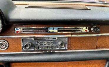 Mercedes-Benz-Other-1967-Sedan-23