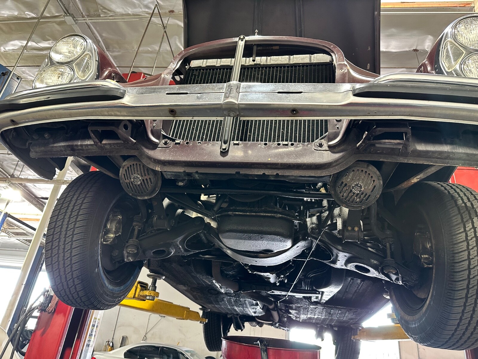 Mercedes-Benz-Other-1967-Sedan-35