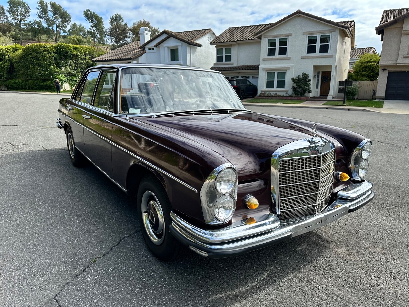 Mercedes-Benz-Other-1967-Sedan-5
