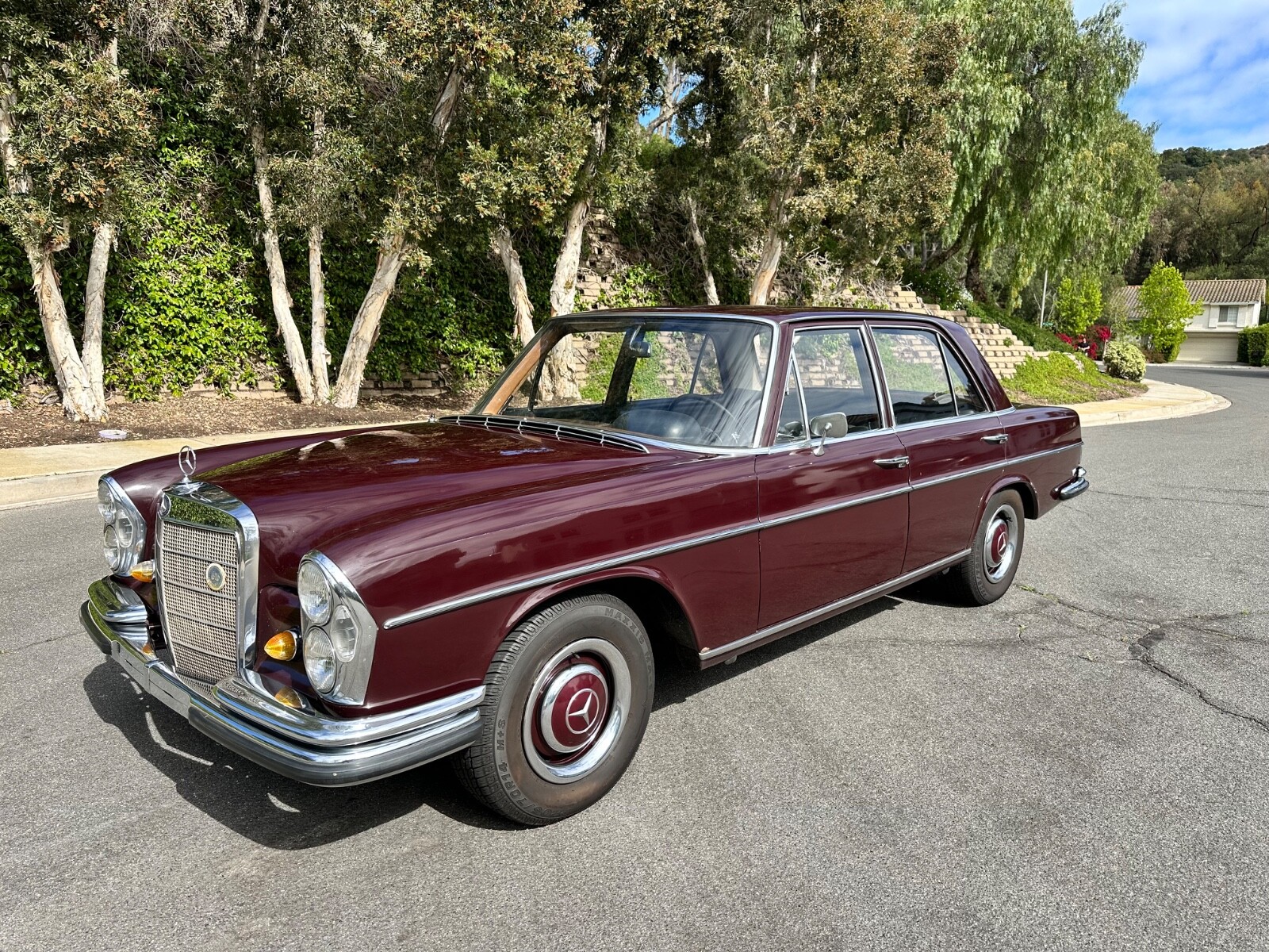 Mercedes-Benz Other 1967 Sedan