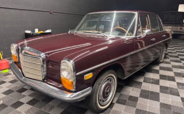 Mercedes-Benz-Other-1969-Sedan