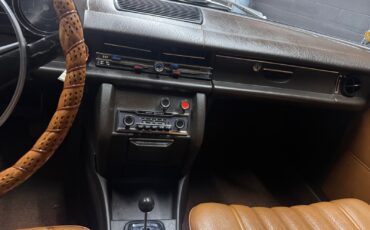 Mercedes-Benz-Other-1969-Sedan-5