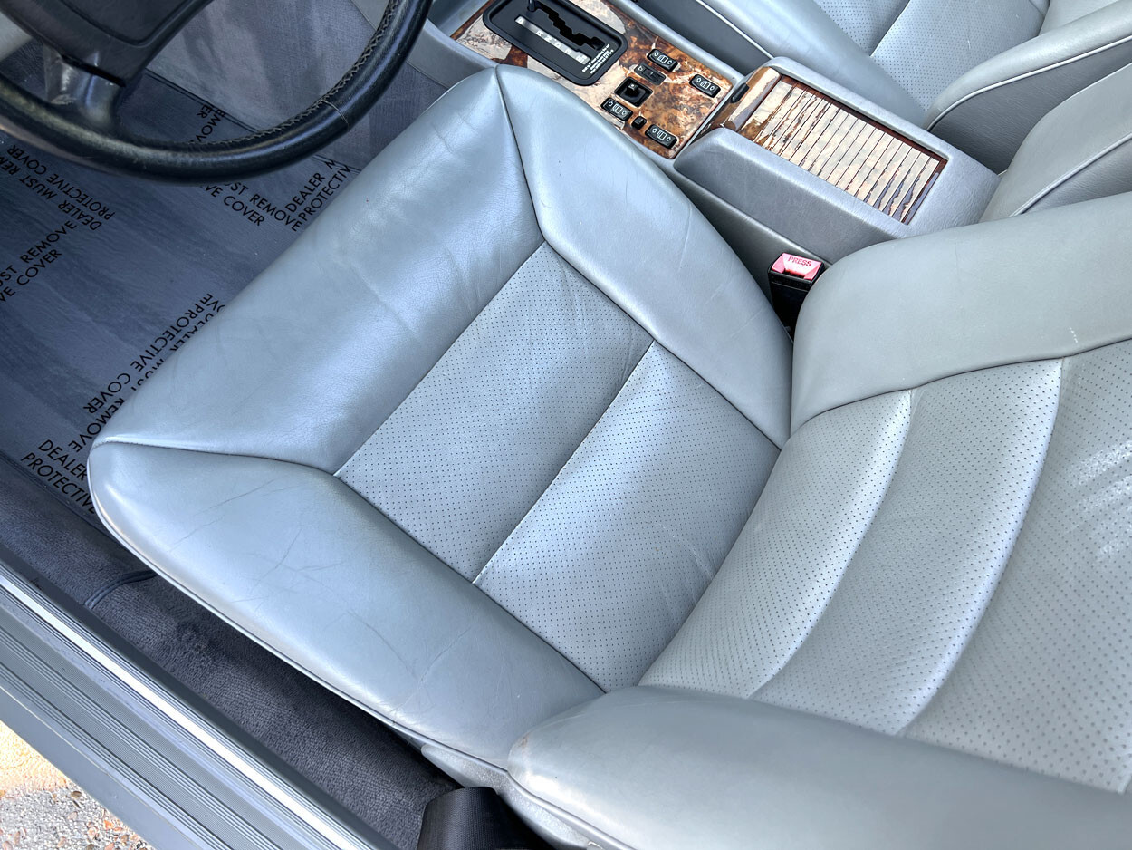 Mercedes-Benz-Other-1991-Sedan-15