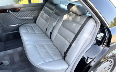 Mercedes-Benz-Other-1991-Sedan-18