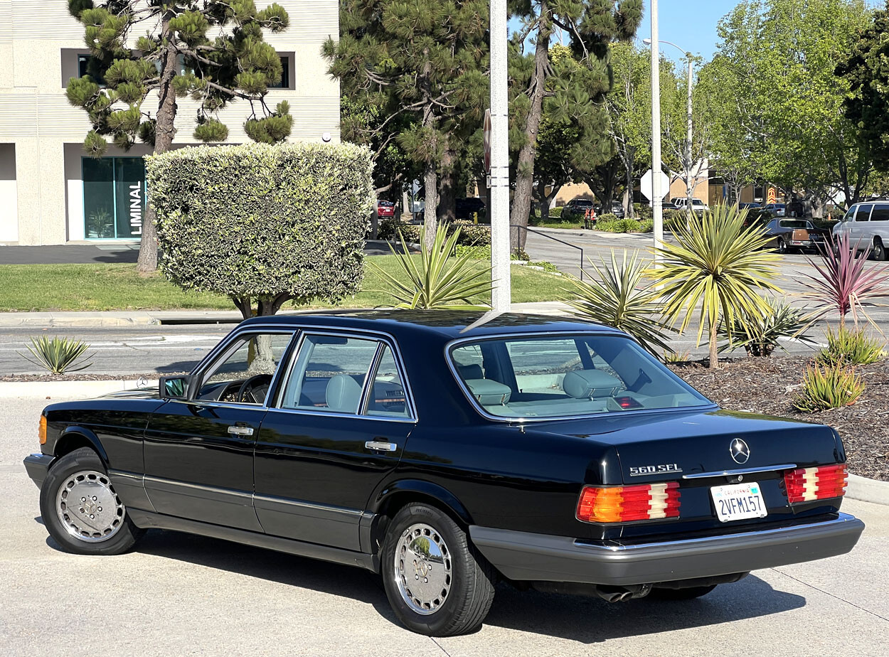 Mercedes-Benz-Other-1991-Sedan-19