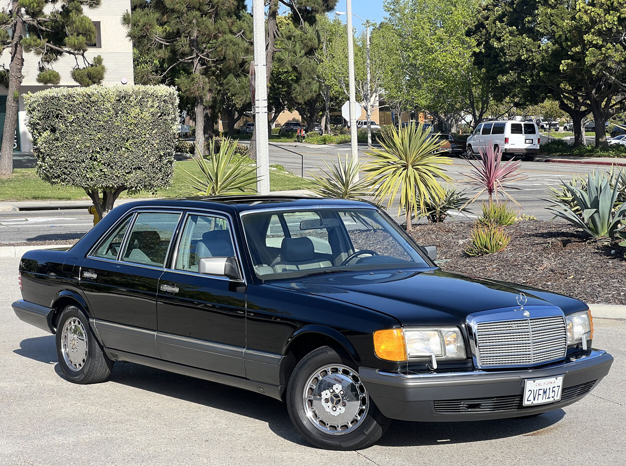 Mercedes-Benz-Other-1991-Sedan-7