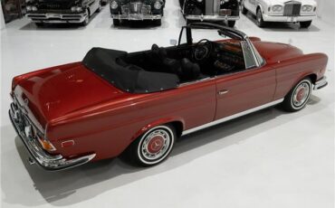 Mercedes-Benz-S-Class-1971-Cabriolet-11
