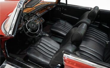Mercedes-Benz-S-Class-1971-Cabriolet-17