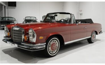 Mercedes-Benz-S-Class-1971-Cabriolet-2