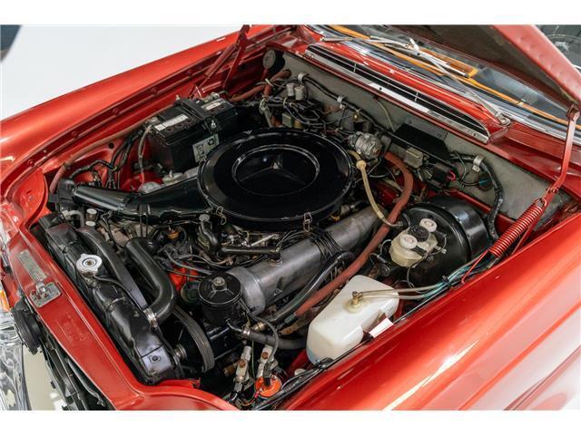 Mercedes-Benz-S-Class-1971-Cabriolet-22