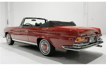 Mercedes-Benz-S-Class-1971-Cabriolet-8