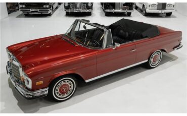 Mercedes-Benz-S-Class-1971-Cabriolet-9