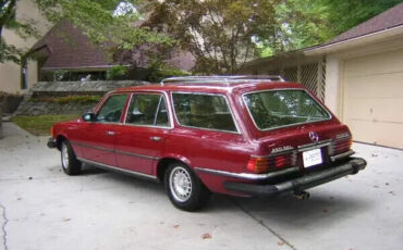 Mercedes-Benz-S-Class-1978-Wagon-12