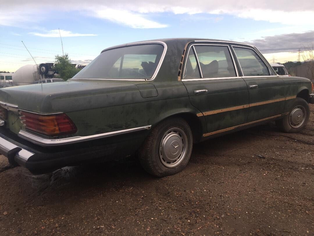 Mercedes-Benz-S-Class-1978-Wagon-36