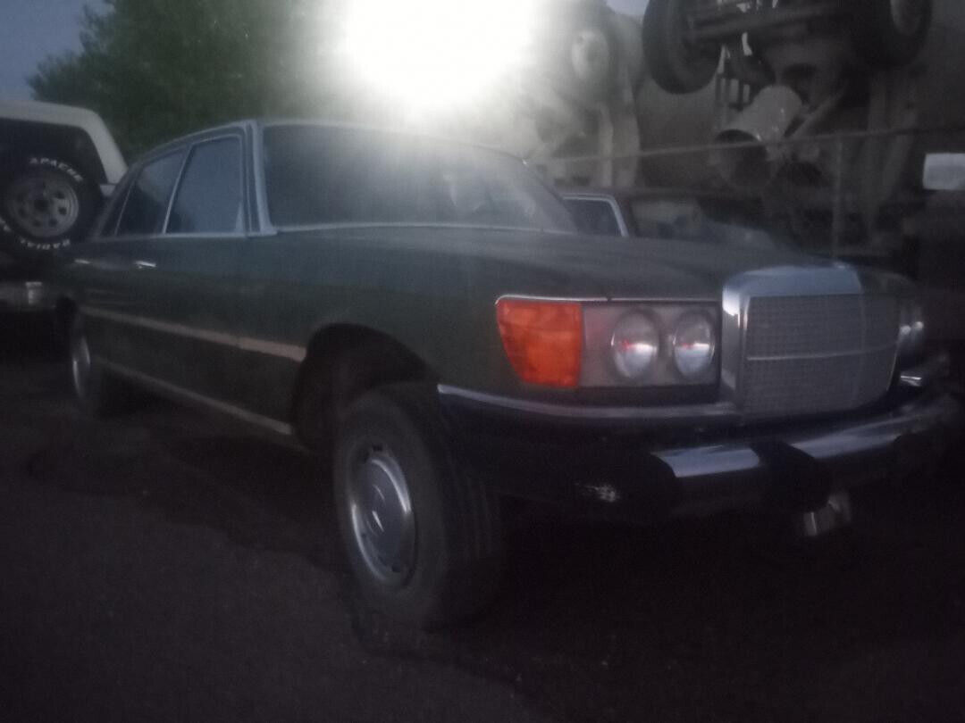 Mercedes-Benz-S-Class-1978-Wagon-39