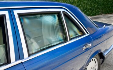 Mercedes-Benz-S-Class-1985-Sedan-32
