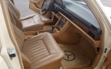 Mercedes-Benz-S-Class-1987-Sedan-18
