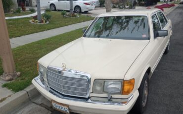 Mercedes-Benz-S-Class-1987-Sedan-8