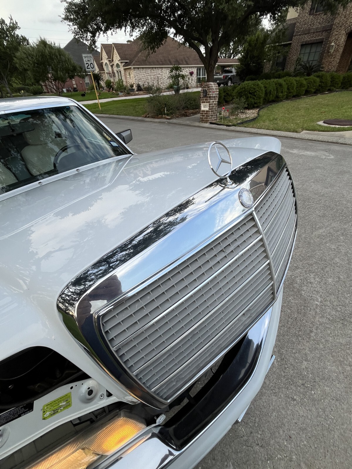 Mercedes-Benz-S-Class-1991-Sedan-18